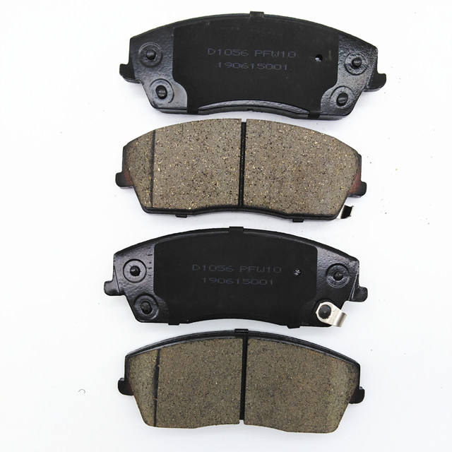 Heat Resistant No Noise No Dust D1056 Front Brake Pad for Chrysler 300 Dodge Challenger Charger Magnum
