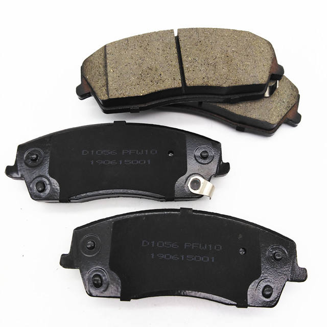 Heat Resistant No Noise No Dust D1056 Front Brake Pad for Chrysler 300 Dodge Challenger Charger Magnum