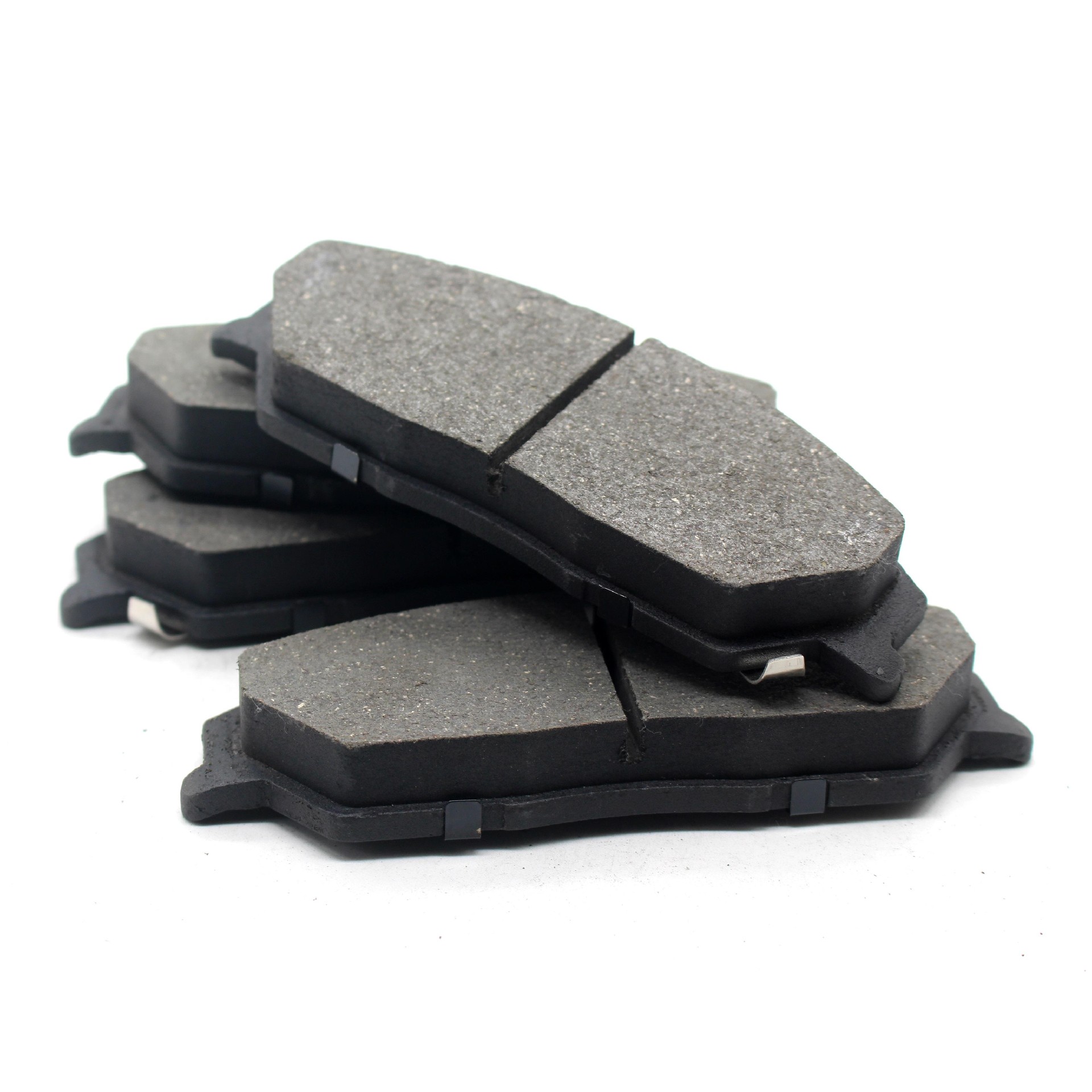 High Performance Ceramic Brake Pads D1726 for BYD S6 TOYOTA CamryGeelyJACToyota 10312559 04465-06090 10140142404 GDB3614