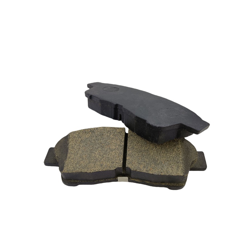 Factory Supply Car Carmic Brake Pads for Toyota Brakes Car Pad China D562 Brake Pad Lininigs