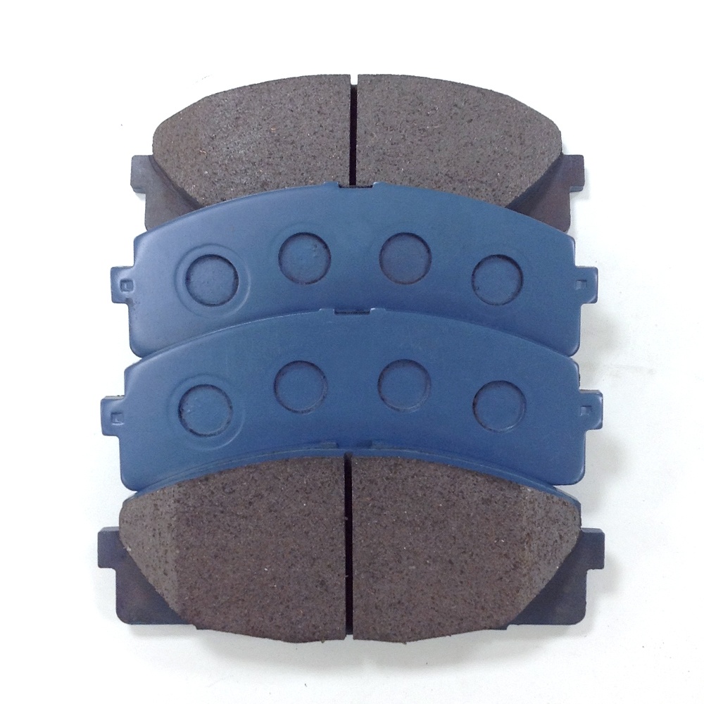 Auto Spare Parts Ceramic Brake Pad for Toyota 04465-13050 0446552250 0446552100 0446552120 0446517140 0446552010
