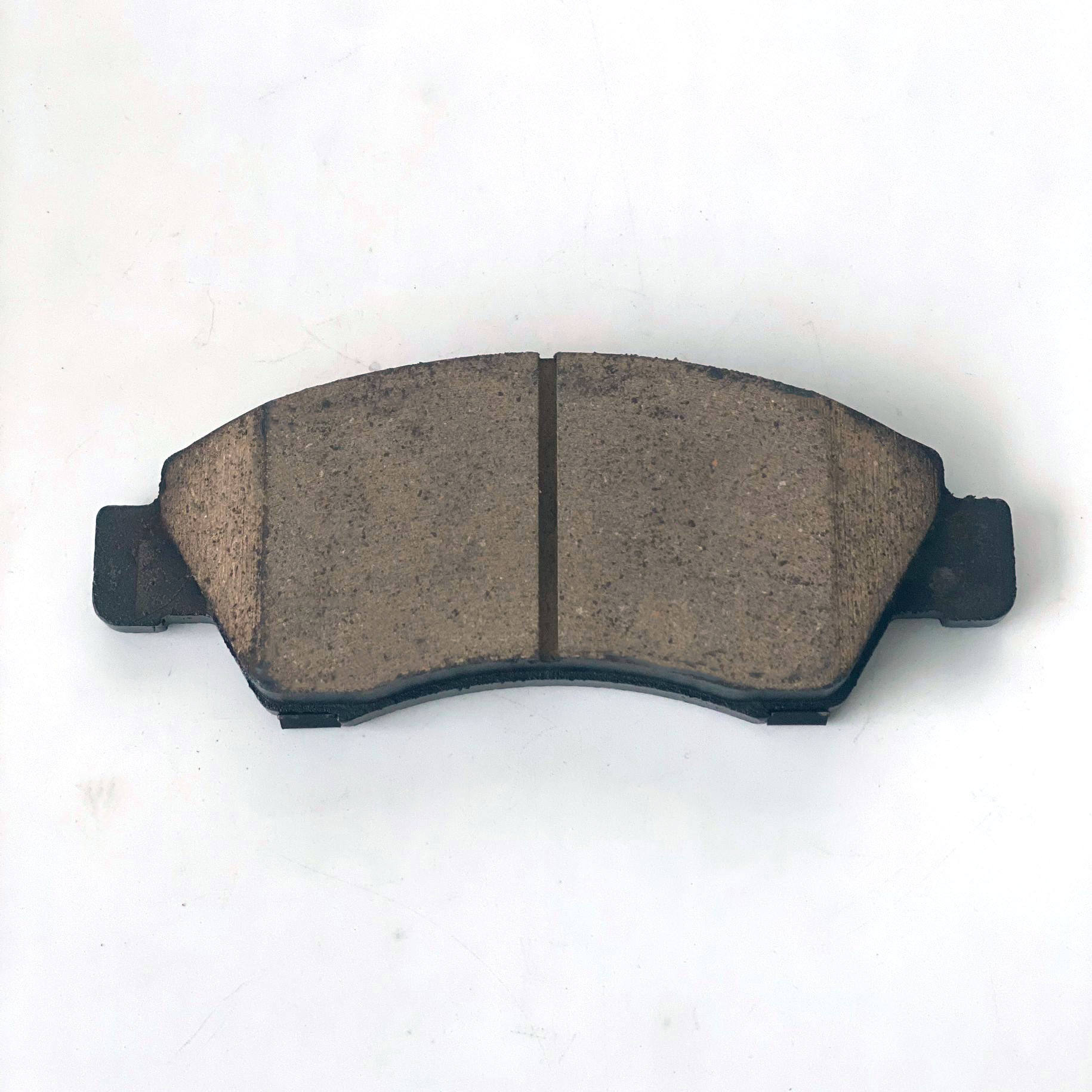 D1643  High Quality Ceramic Formula Brake Pads Factory Direct Japanese Brand Front Brake Pads for Honda Toyota Audi Nissan