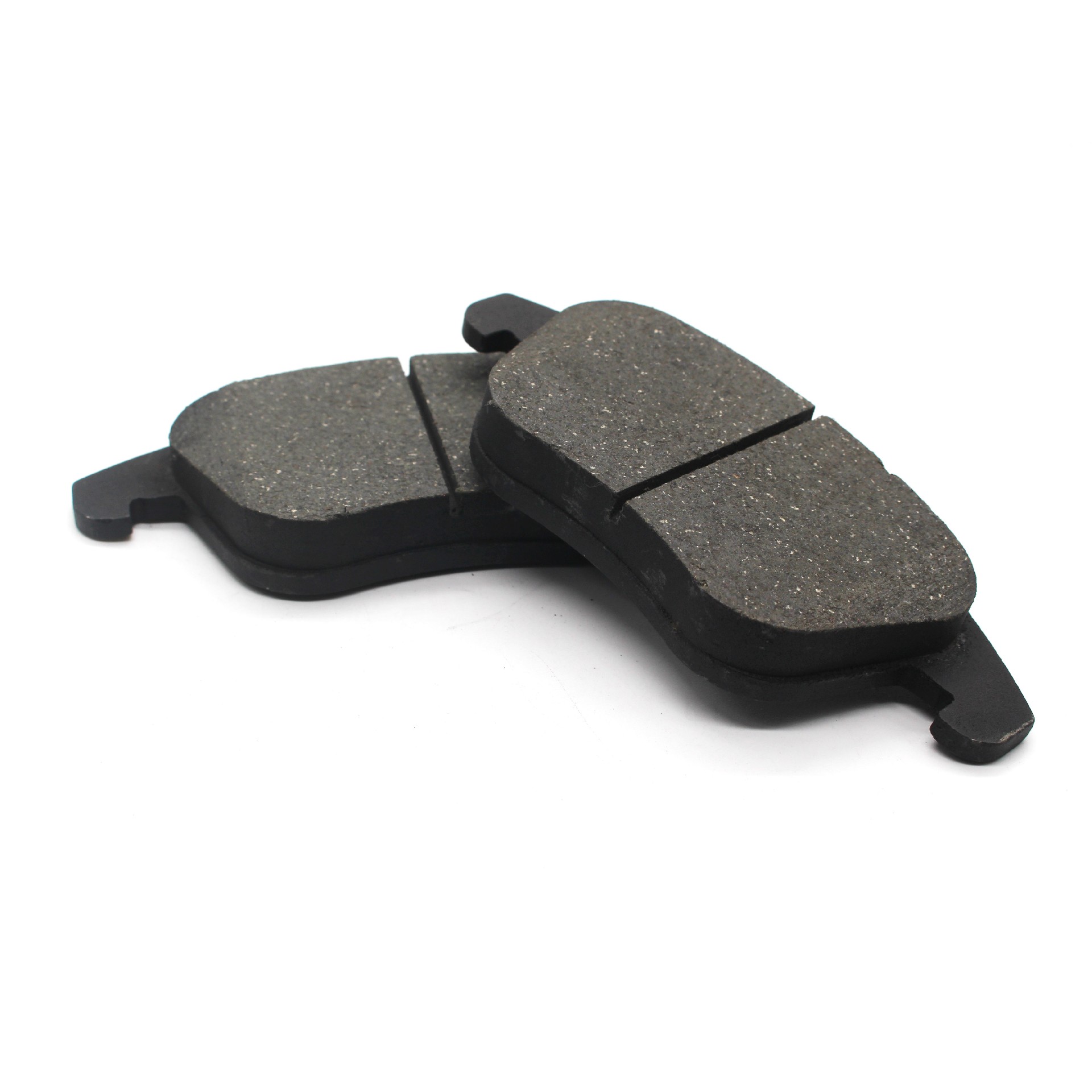 Customized Low Price Ceramic Front D1375 Brake Pads Cars Used for Audi Q3 VOLKSWAGEN Passat Tiguan 5N0 698 151