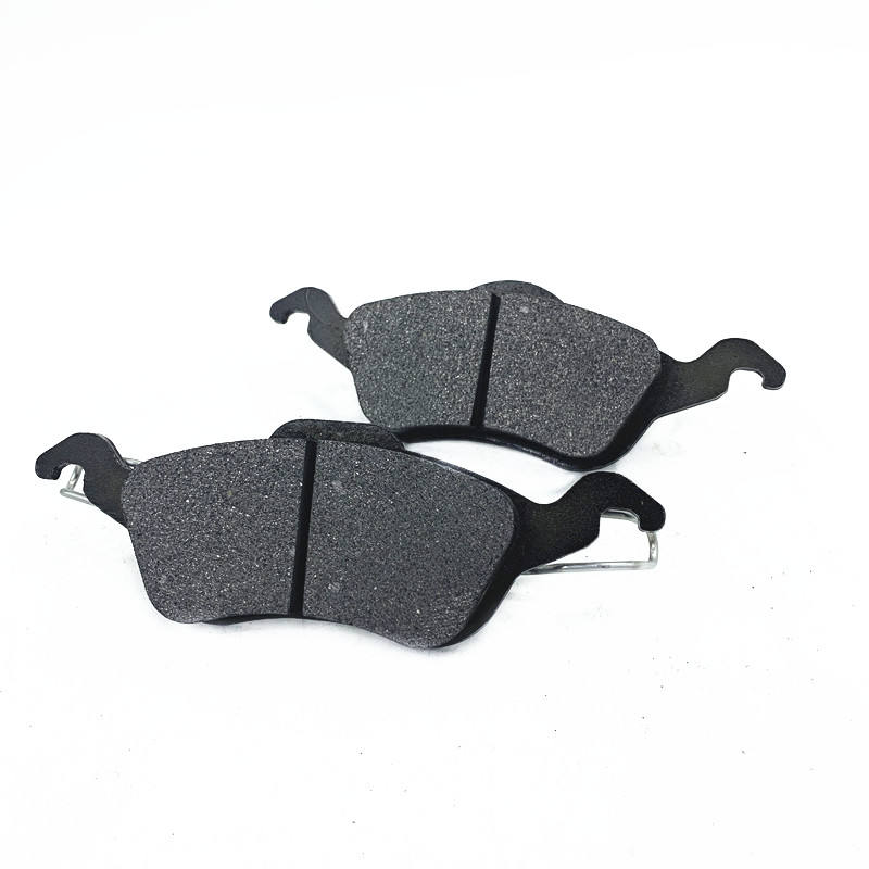 customize low noise low dust auto parts semi metal brake pad D816 for FORD