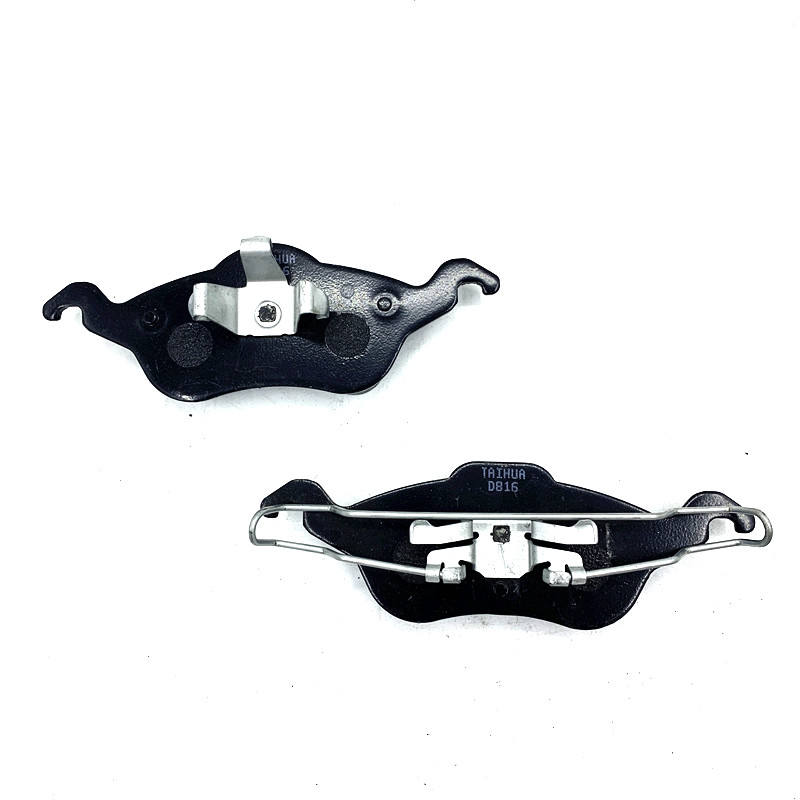customize low noise low dust auto parts semi metal brake pad D816 for FORD