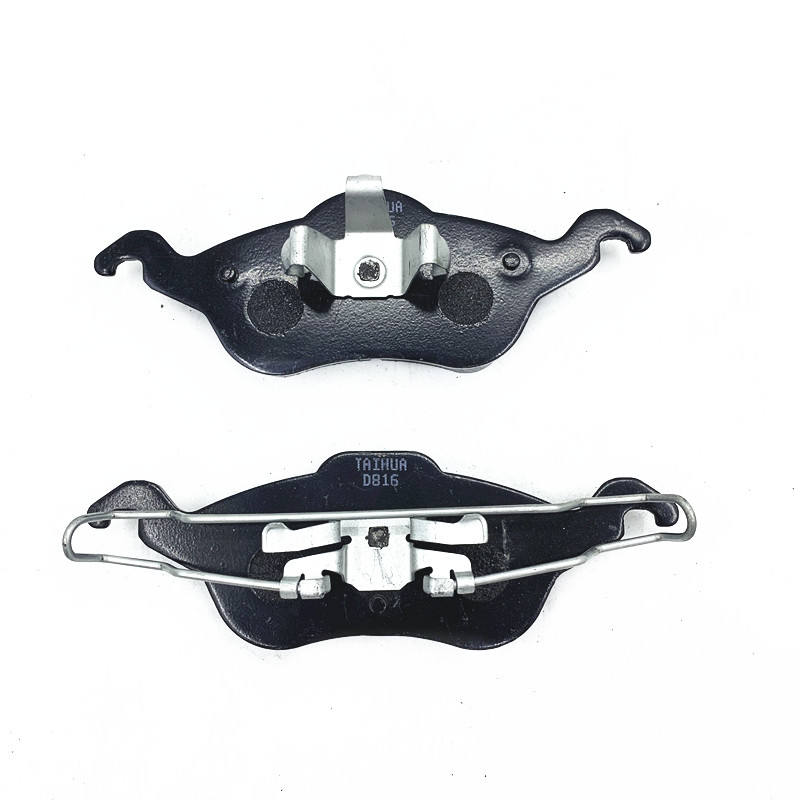 customize low noise low dust auto parts semi metal brake pad D816 for FORD