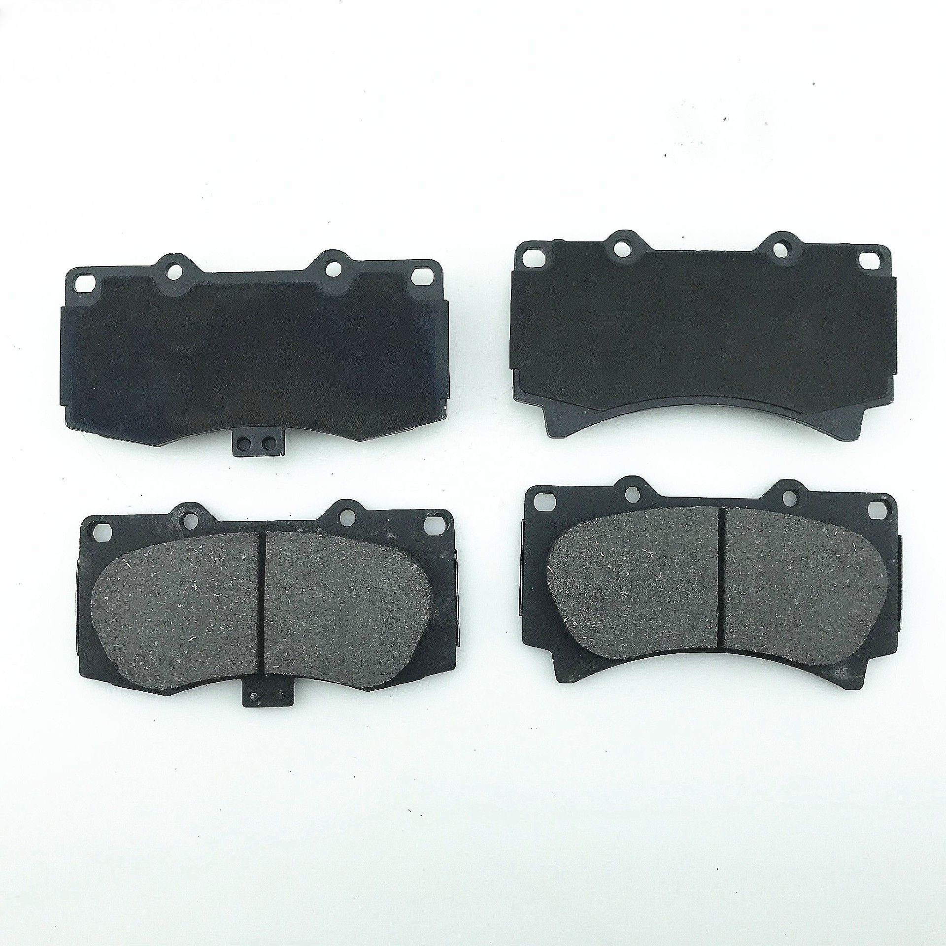 Ceramic Auto Front Brake Pads for Hummer H3 H1 H2 3.5L 15240794 D1119 19208132 D1120