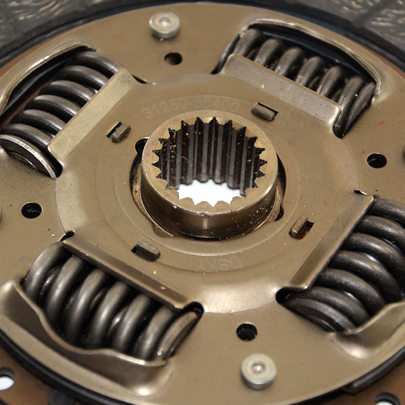 31250-35310 HIgh Quality Auto Parts Clutch Disc Clutch Driven Plate for Toyota HIACE V Box