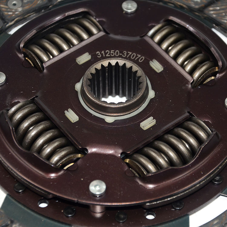 31250-37070 High Quality Factory Supply Clutch Driven Plate Clutch Disc for TOYOTA