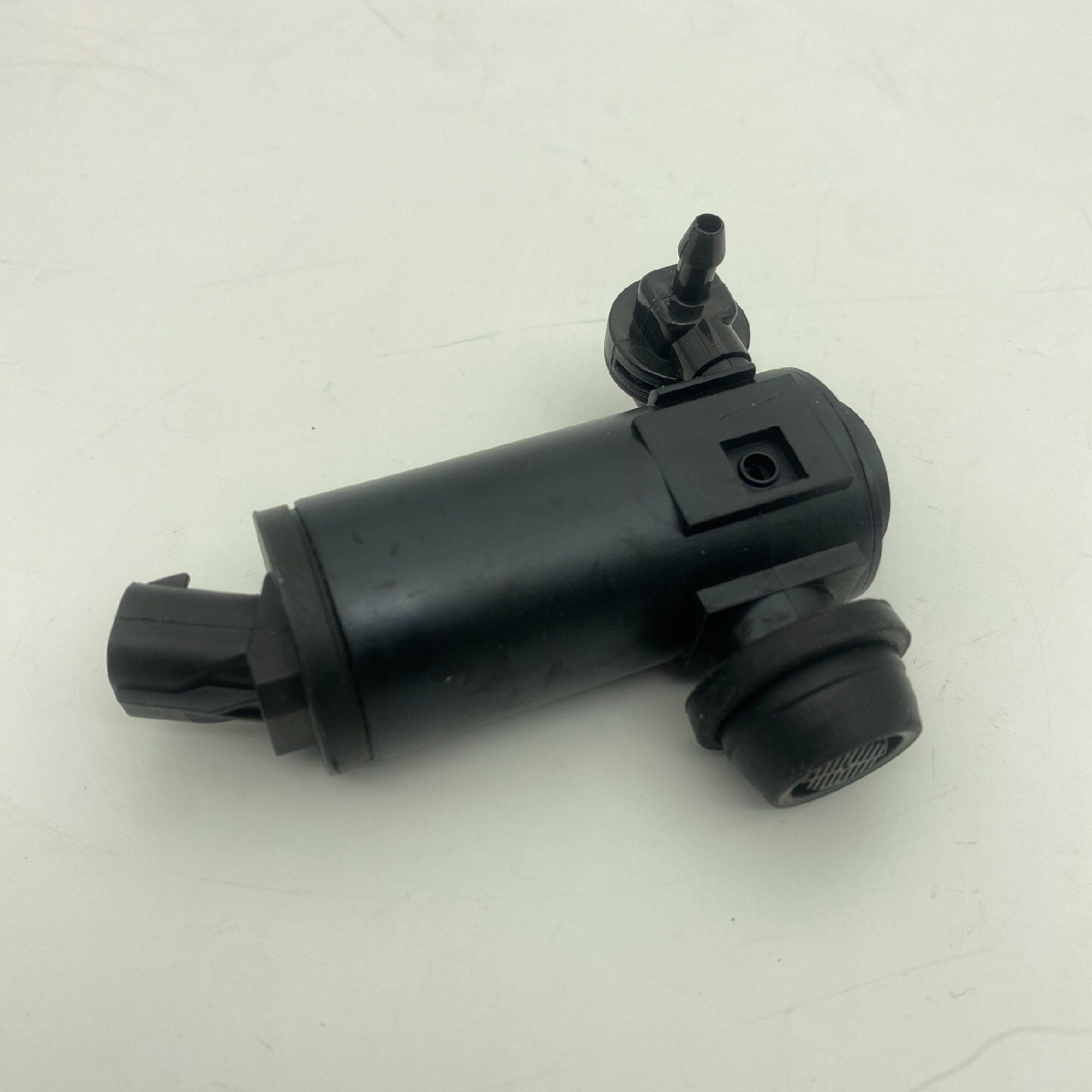Car Part Windscreen Windshield Wiper Spray Washer Pump 76806-Tla-C01