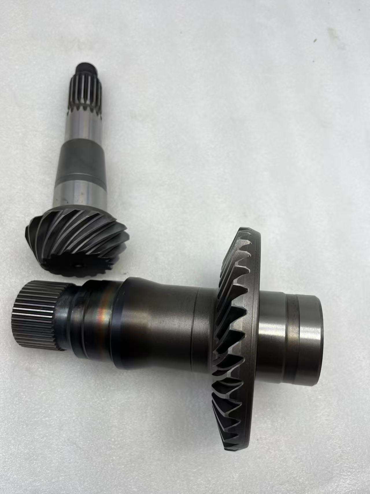 Large Forged Worm Shaft and Bronze Worm Gear for Mining and Steel Plant Equipment