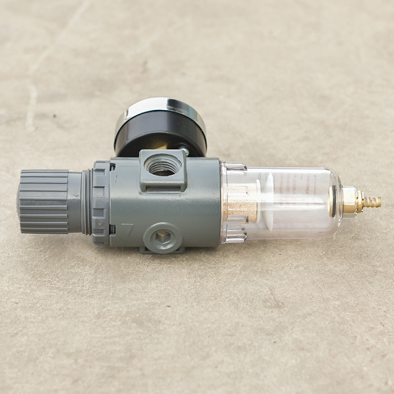 The Water-Oil Separator Compressed Air with Automatic Drain Gas, Water and Oil