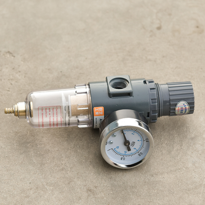 The Water-Oil Separator Compressed Air with Automatic Drain Gas, Water and Oil